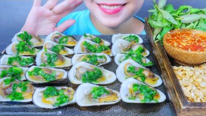 ASMR TWISTED ARK CLAM WITH ONION OIL EATING SOUNDS | LINH-ASMR