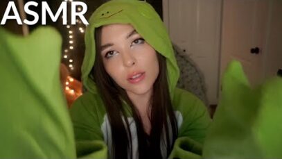 ASMR Frog Girl Helps You Relax, Tapping, Scratching, Purring