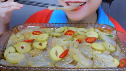 #Shorts Eating jellyfish x mango Linh asmr