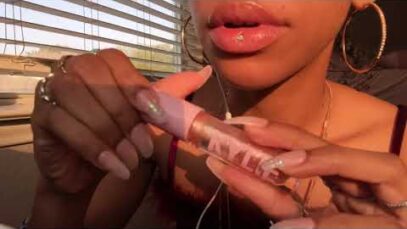 ASMR | UP-CLOSE ? mic nibbling + kisses [ gentle & soft ]