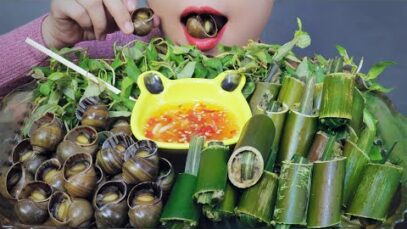 ASMR APPLE SNAIL X APPLE SNAIL SAUSAGE IN BAMBOO SHOOT , EATING SOUNDS | LINH-ASMR