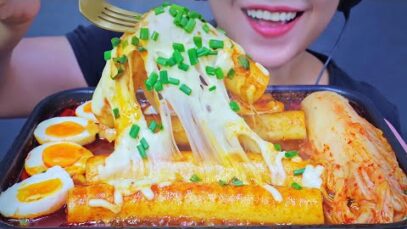 ASMR EATING GIANT RICE CAKE X CHEESE X SOFT EGGS , EATING SOUNDS | LINH-ASMR