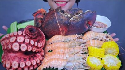 ASMR EATING SEAFOOD PLATER ( LOBSTER CLAW , SHRIMPS , OCTOPUS ) EATING SOUNDS | LINH-ASMR