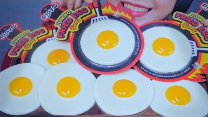 ASMR JUMBO FRIED EGGS GUMMY  EATING SOUNDS | LINH-ASMR