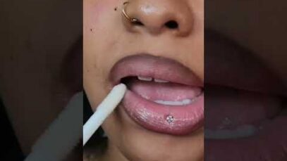 ASMR | LIP APPLICATION ♡ { DIY GLITTER GLOSS } yay or nay? ✨